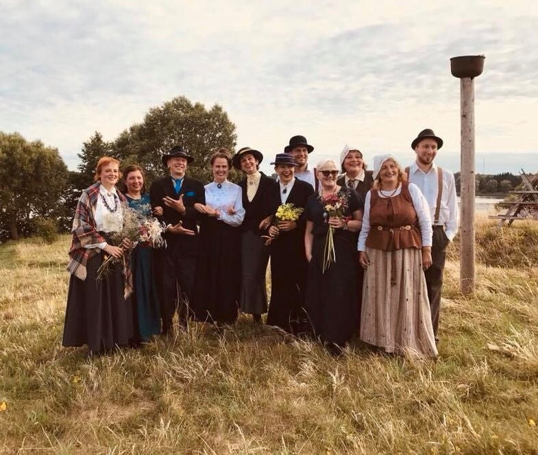 Salaspils teātra izrāde “ŠNEIDERIENES”