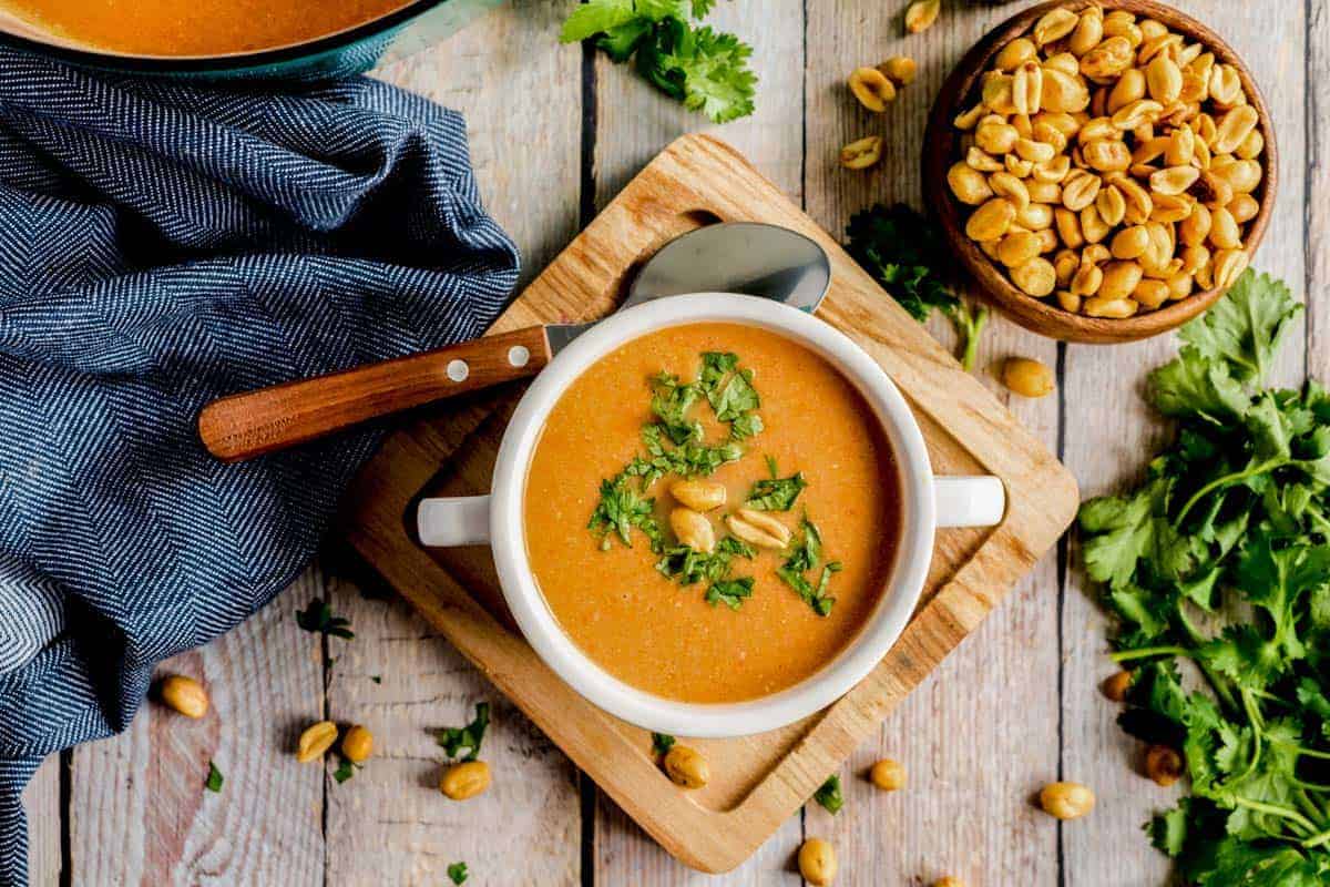 “MĀJAS KAFEJNĪCA”