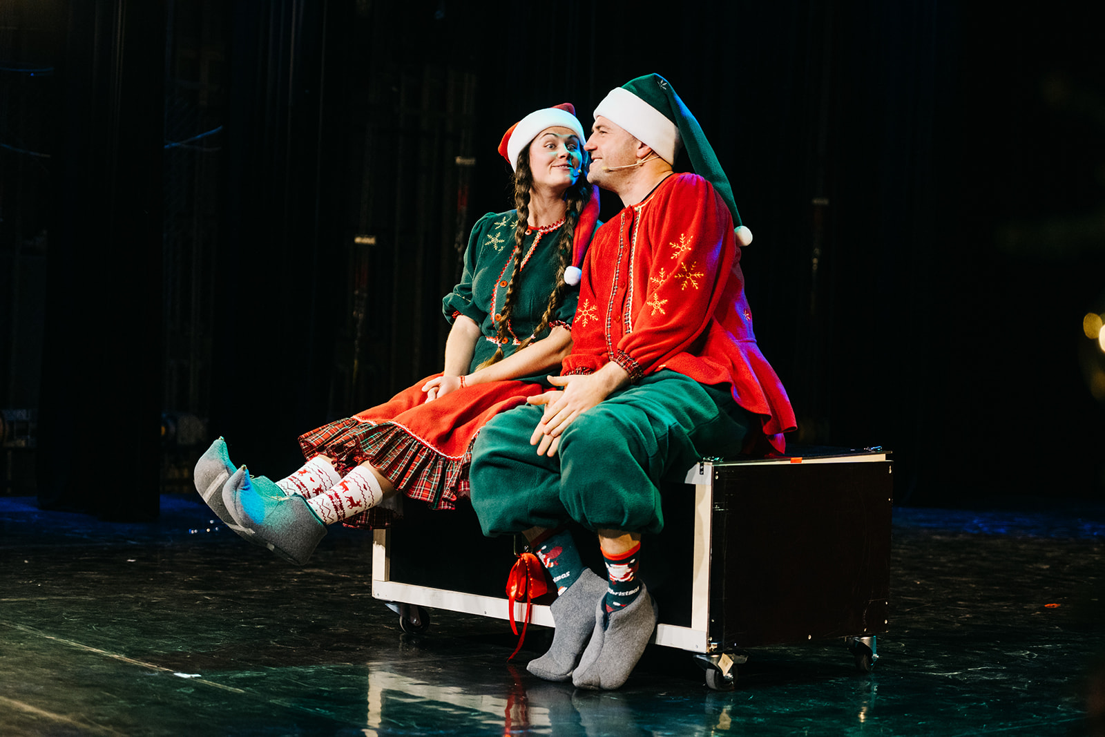 Bērnu kolektīvu Ziemassvētku koncerts “Kūst uz mēles karameles”