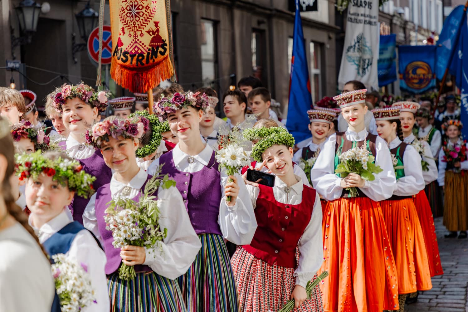 JAUNO DALĪBNIEKU UZŅEMŠANA 2025./2026. GADA SEZONĀ